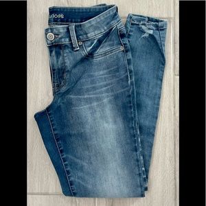 Maurices skinny jeans size small